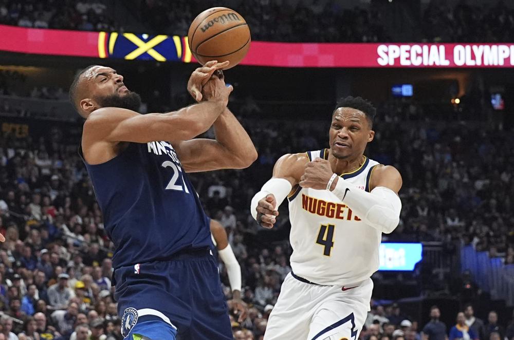 多球迷的眼 多球迷的眼