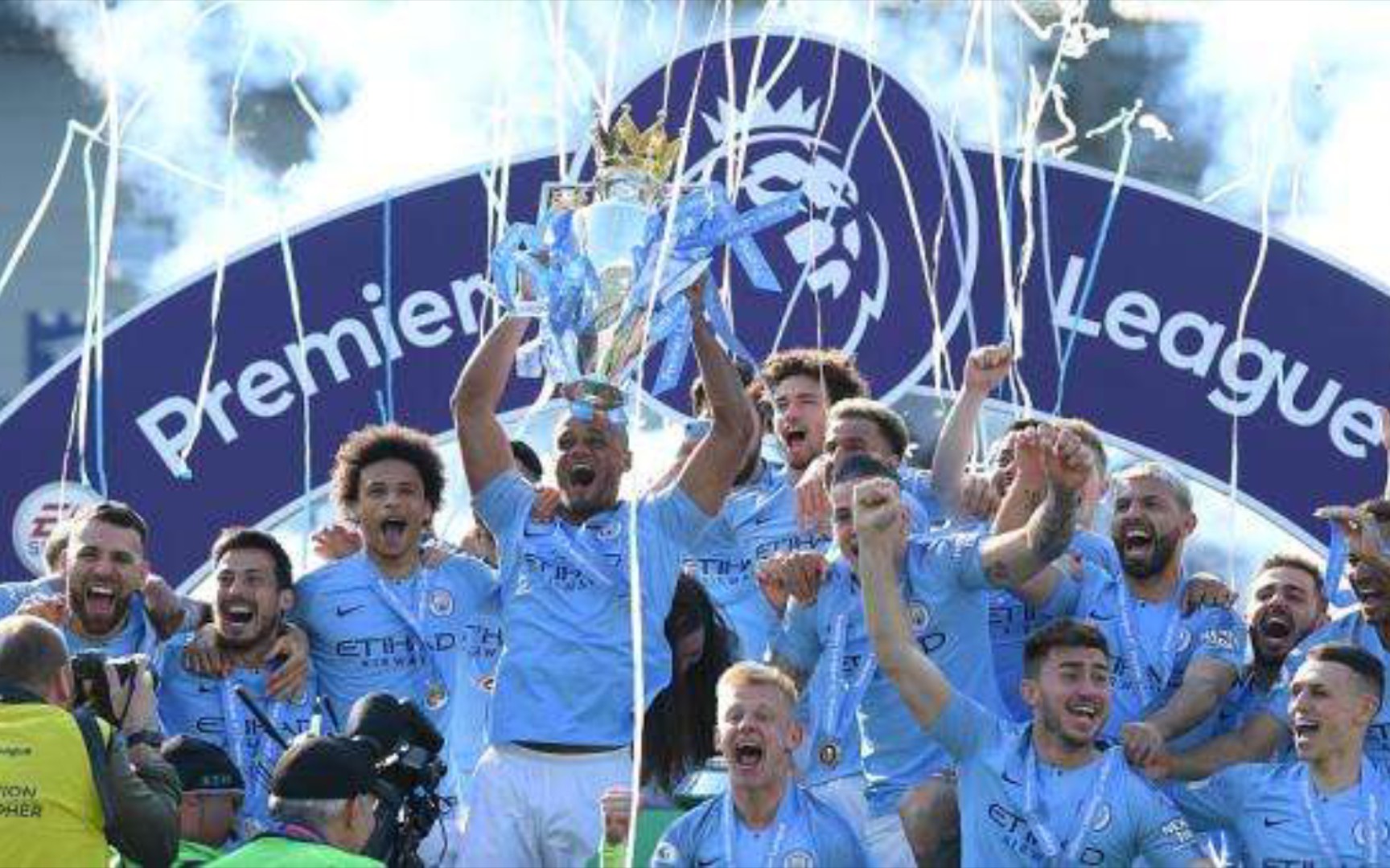 对年轻球员 对年轻球员