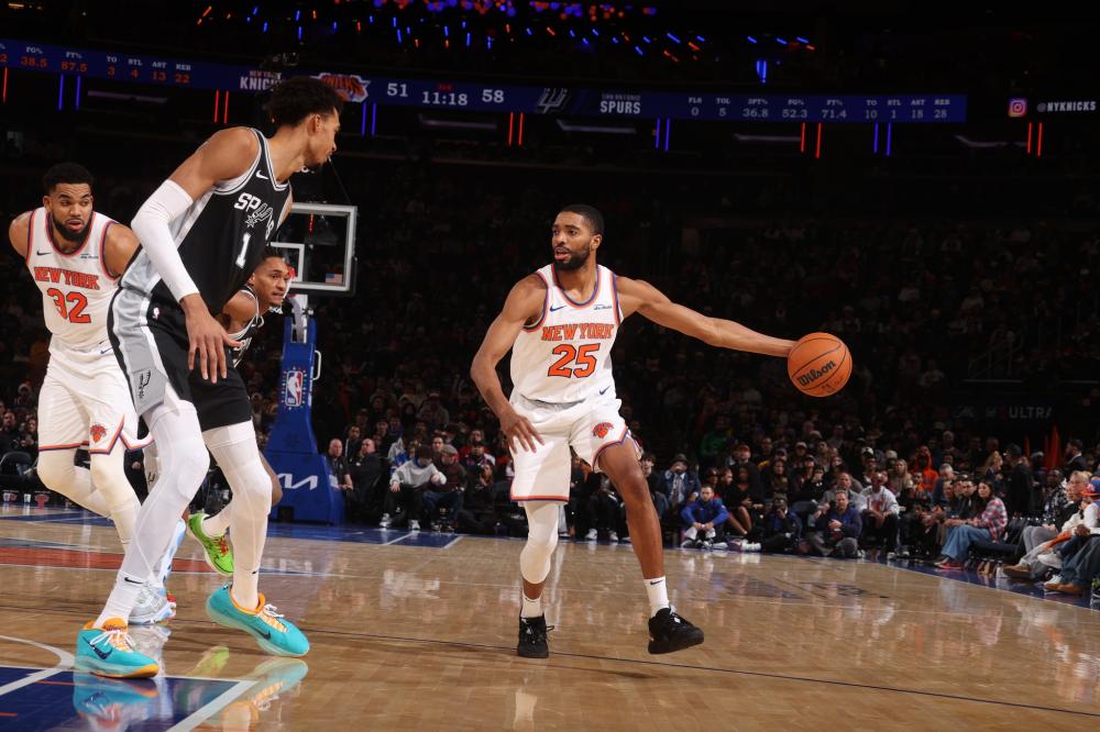 他快速甩开 他快速甩开